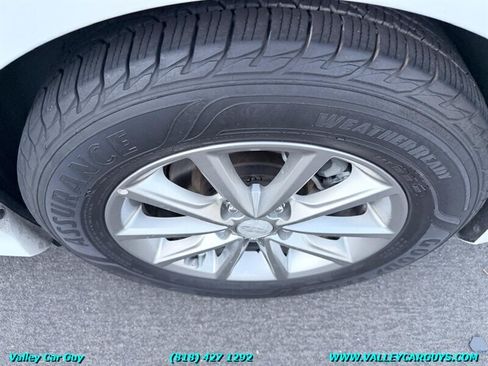 Used 2018 Hyundai Sonata SE FWD image 25