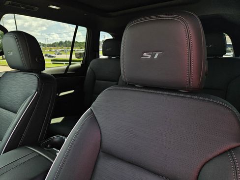 New 2026 Buick Enclave Sport Touring w/ Power Package image 16