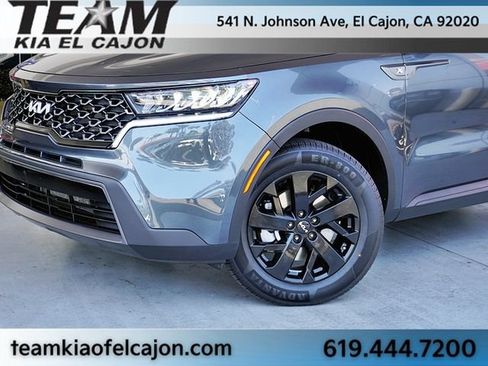 Certified 2023 Kia Sorento S AWD/4WD image 3