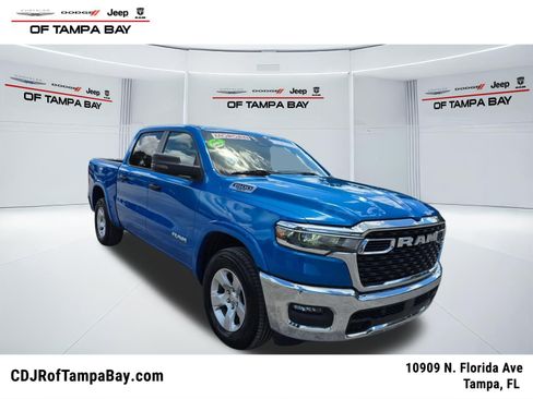 Used 2025 RAM 1500 Big Horn AWD/4WD image 1
