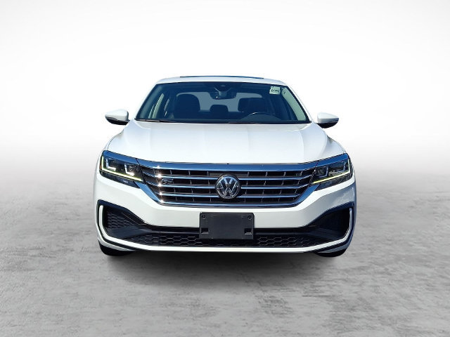 Used 2020 Volkswagen Passat 2.0T R-Line FWD image 2