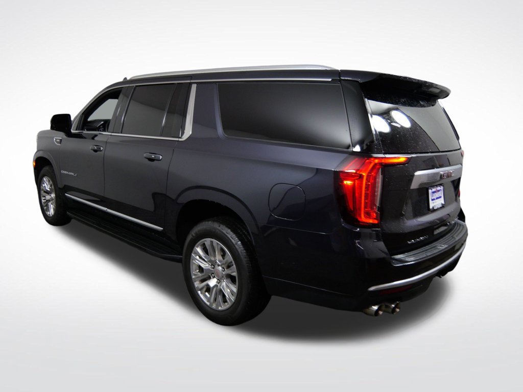 Used 2023 GMC Yukon XL Denali AWD/4WD image 7