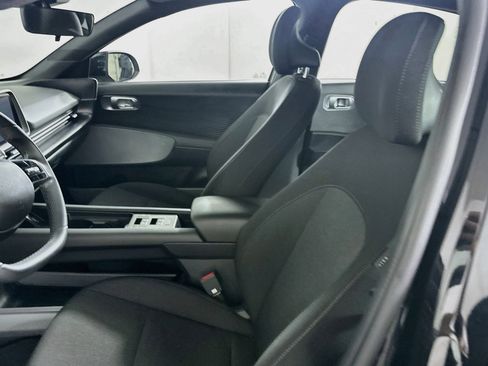 Used 2024 Hyundai Ioniq 6 SE RWD image 13