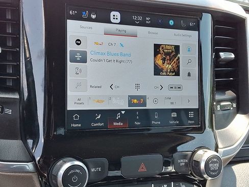 Certified 2022 RAM 1500 Laramie image 24