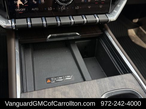 New 2026 GMC Acadia Denali Ultimate w/ LPO, Floor Liner Package AWD/4WD image 18
