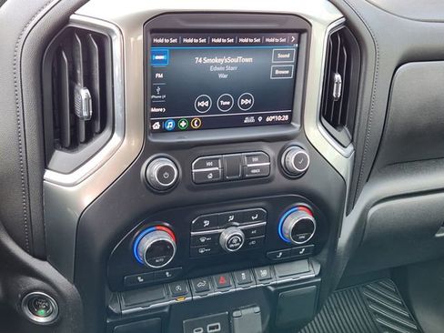 Used 2022 Chevrolet Silverado 1500 LT AWD/4WD image 22