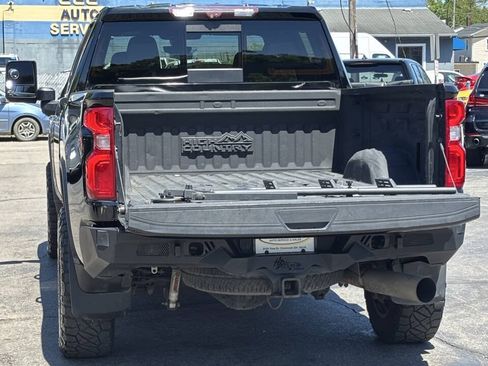Used 2020 Chevrolet Silverado 2500 High Country w/ Z71 Off-Road Package AWD/4WD image 14