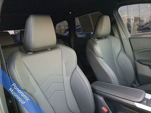 Certified 2025 BMW X1 xDrive28i w/ M Sport Package image 18