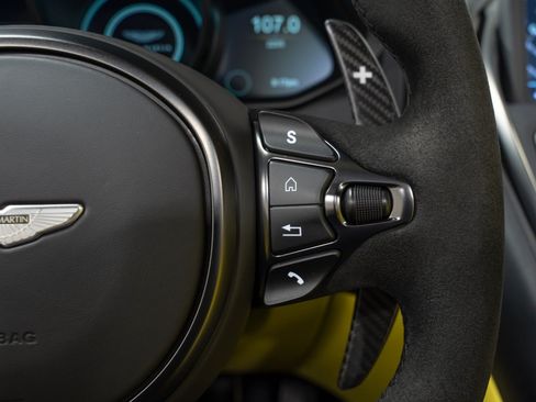 Used 2023 Aston Martin DBS Superleggera Volante RWD image 58