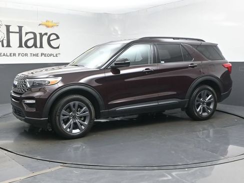 Used 2023 Ford Explorer XLT w/ Equipment Group 202A AWD/4WD image 50