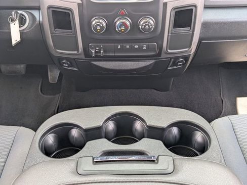 Used 2018 RAM 2500 Tradesman w/ Chrome Appearance Group image 18