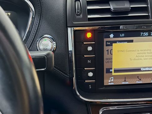 Used 2018 Lincoln Continental Select FWD image 22