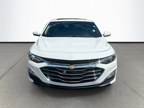 Used 2024 Chevrolet Malibu LT FWD image 2