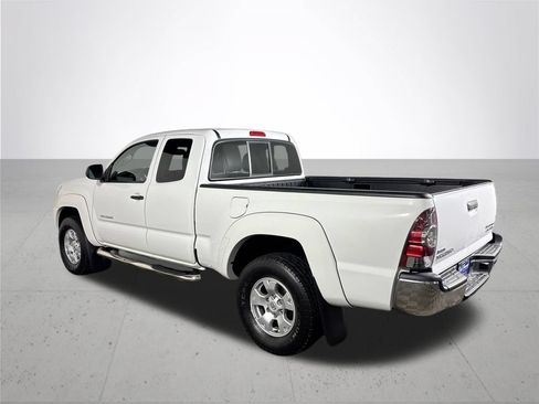 Used 2012 Toyota Tacoma PreRunner w/ SR5 Pkg RWD image 8