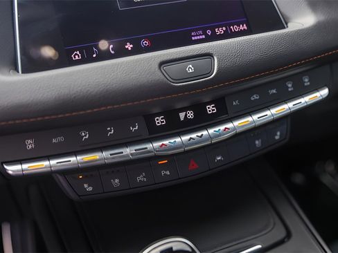 Used 2023 Cadillac XT4 Sport image 22