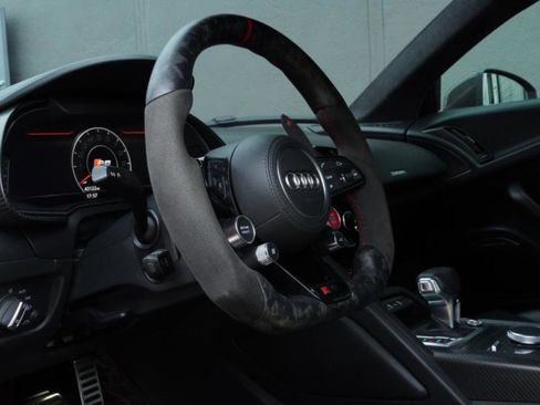 Used 2017 Audi R8 V10 plus image 55