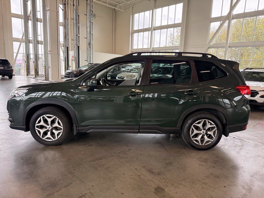 Certified 2023 Subaru Forester Premium AWD/4WD image 6