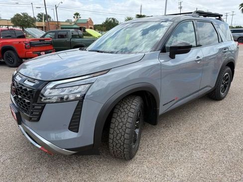 New 2026 Nissan Pathfinder Rock Creek AWD/4WD image 3