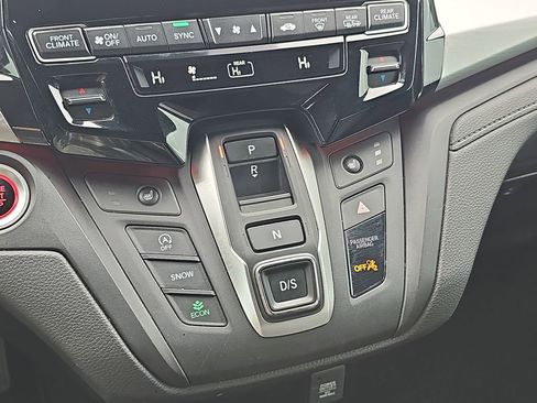 Certified 2024 Honda Odyssey Sport image 28