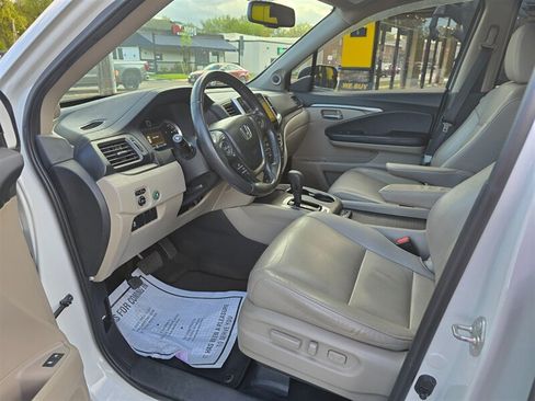 Used 2017 Honda Pilot EX-L image 10