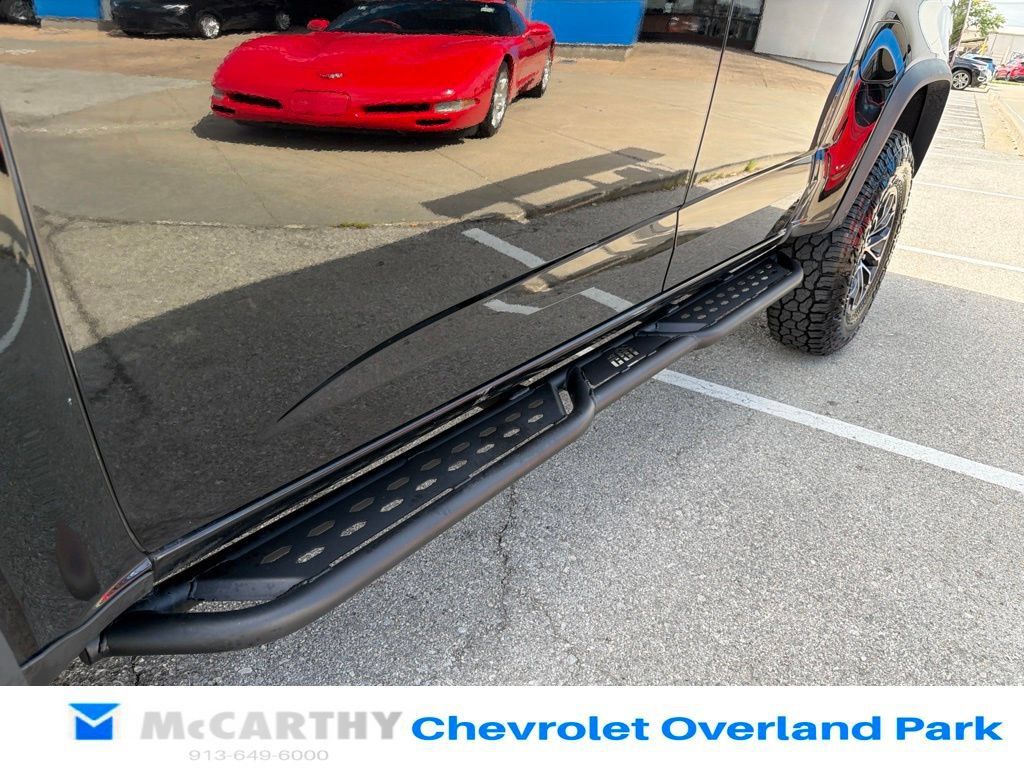 Used 2022 Chevrolet Colorado ZR2 AWD/4WD image 14