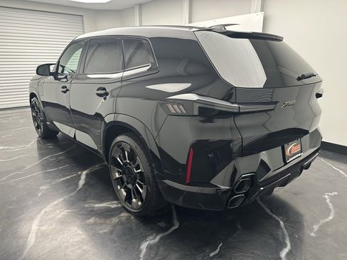 Used 2023 BMW XM image 4