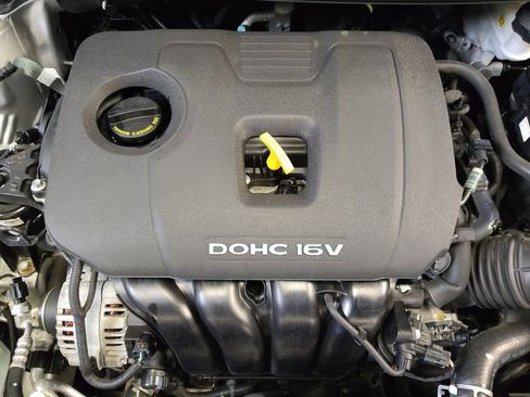 Used 2017 Kia Forte LX image 30