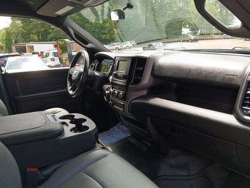 Used 2022 RAM 2500 Tradesman RWD image 23
