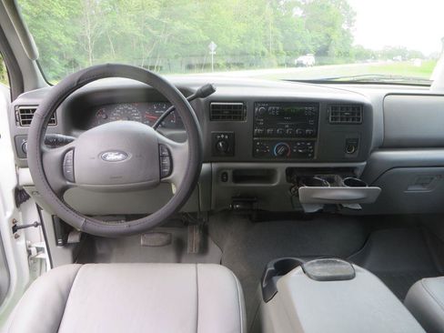 Used 2004 Ford F250 4x4 Crew Cab Super Duty image 13