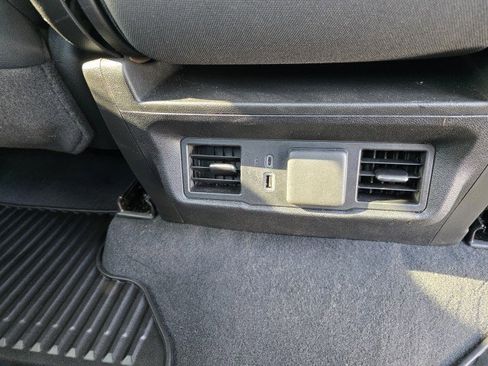 Used 2024 Chevrolet Silverado 1500 LT image 8