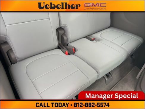 Used 2021 Chevrolet Traverse LT AWD/4WD image 8