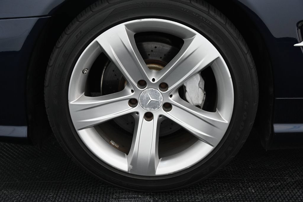 Used 2009 Mercedes-Benz SL 550 w/ Premium I Pkg image 31