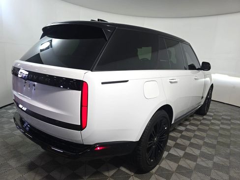 Used 2024 Land Rover Range Rover SE image 6