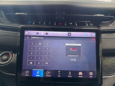 Used 2024 Jeep Grand Cherokee Trailhawk w/ Luxury Tech Group III image 45