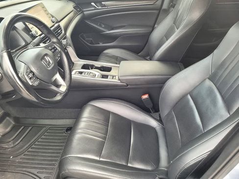 Used 2022 Honda Accord Touring image 15