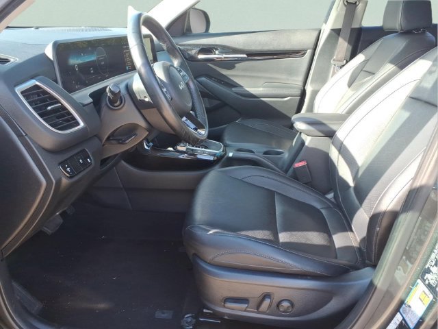 Used 2024 Kia Seltos EX FWD image 18