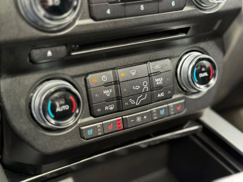 Used 2018 Ford F250 Platinum w/ Platinum Ultimate Package image 30