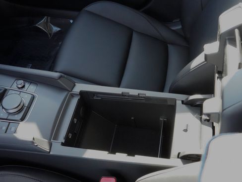 New 2026 MAZDA MAZDA3 2.5 S Sedan w/ Preferred Pkg image 28