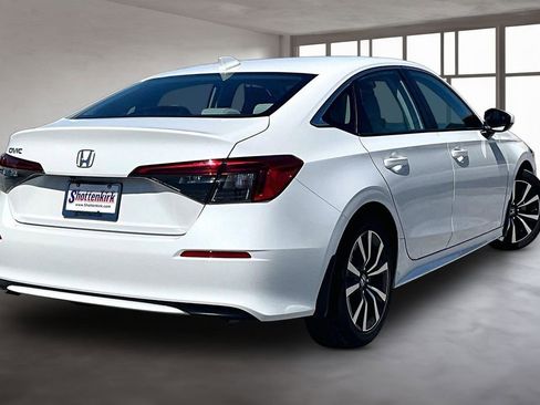 Certified 2024 Honda Civic EX image 6