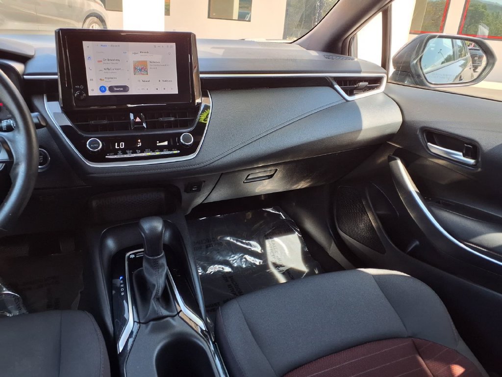 Certified 2023 Toyota Corolla SE w/ SE Premium Package FWD image 32