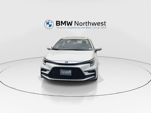 Used 2025 Toyota Corolla SE w/ SE Premium Package AWD/4WD image 8