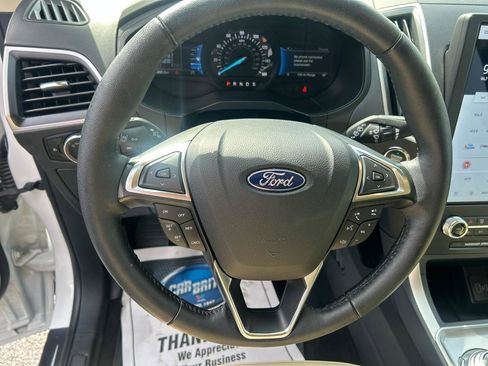 Used 2024 Ford Edge SEL w/ Convenience Package image 17