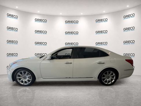 Used 2012 Hyundai Equus Signature RWD image 4