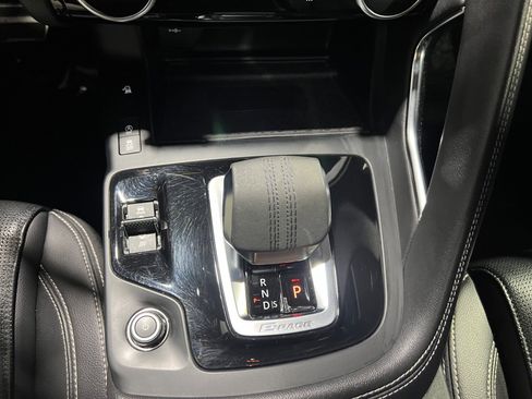 Used 2021 Jaguar E-PACE 300 Sport image 25
