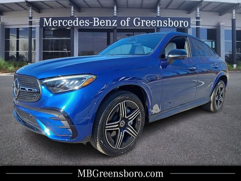 Certified 2025 Mercedes-Benz GLC 300 4MATIC image 1