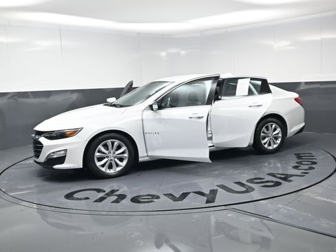 Used 2023 Chevrolet Malibu LT image 21