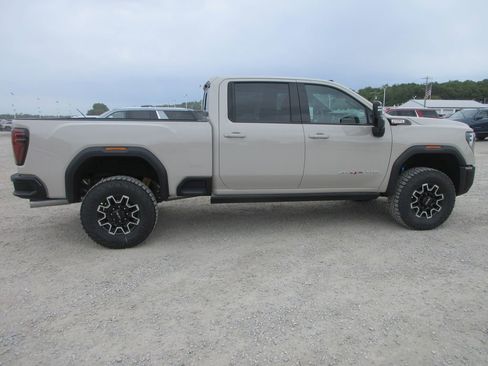 New 2026 GMC Sierra 2500 AT4X AWD/4WD image 3