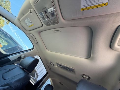 Used 2021 Kia Telluride EX image 14