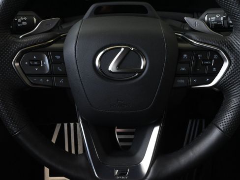 Used 2025 Lexus TX 500h AWD w/ Technology Package image 30