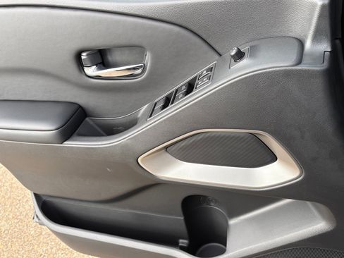 New 2026 Nissan Frontier SV w/ SV Convenience Package image 15